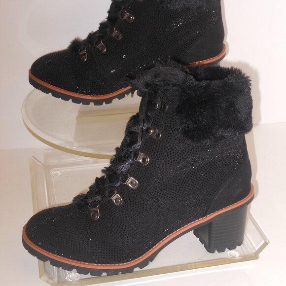 NANETTE LePORE BLACK CLASSIC ANKLE BOOTS SIZE 9 MEDIUM - Picture 1 of 9